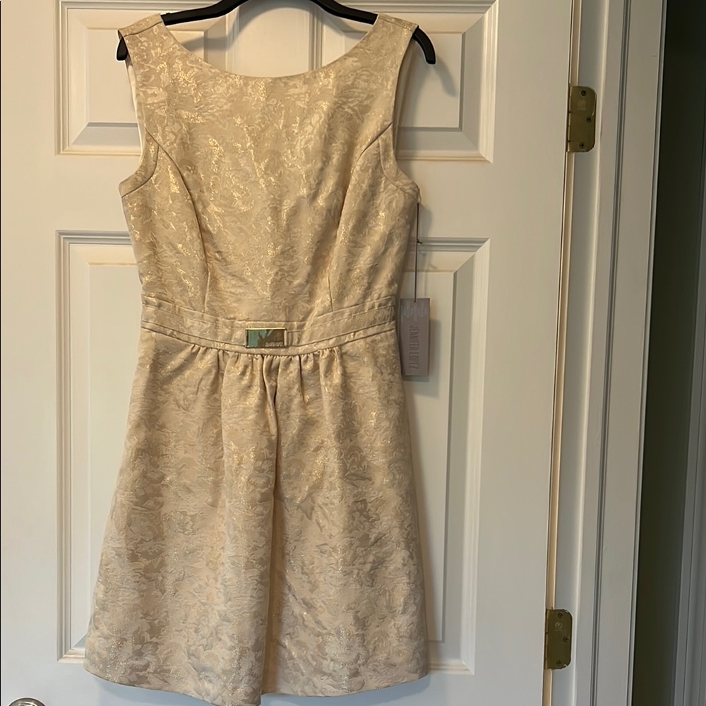 Jennifer Lopez Cream Sleeveless Dress